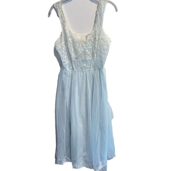 Shadowline ? Vtg Blue Nylon Nightie Night Gown Baby Blue Lace Sleeveless 36 Bust - Picture 1 of 8
